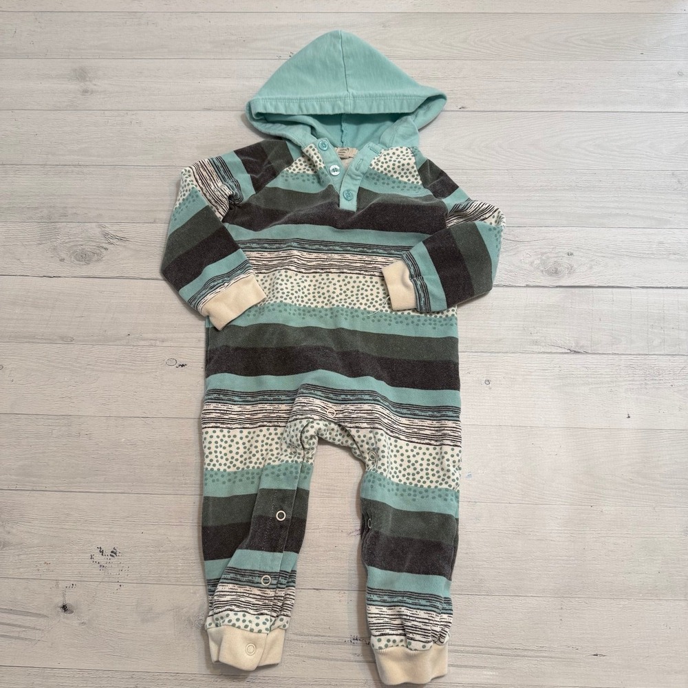 Peek organic baby one piece hooded romper‎ 18/24 months
